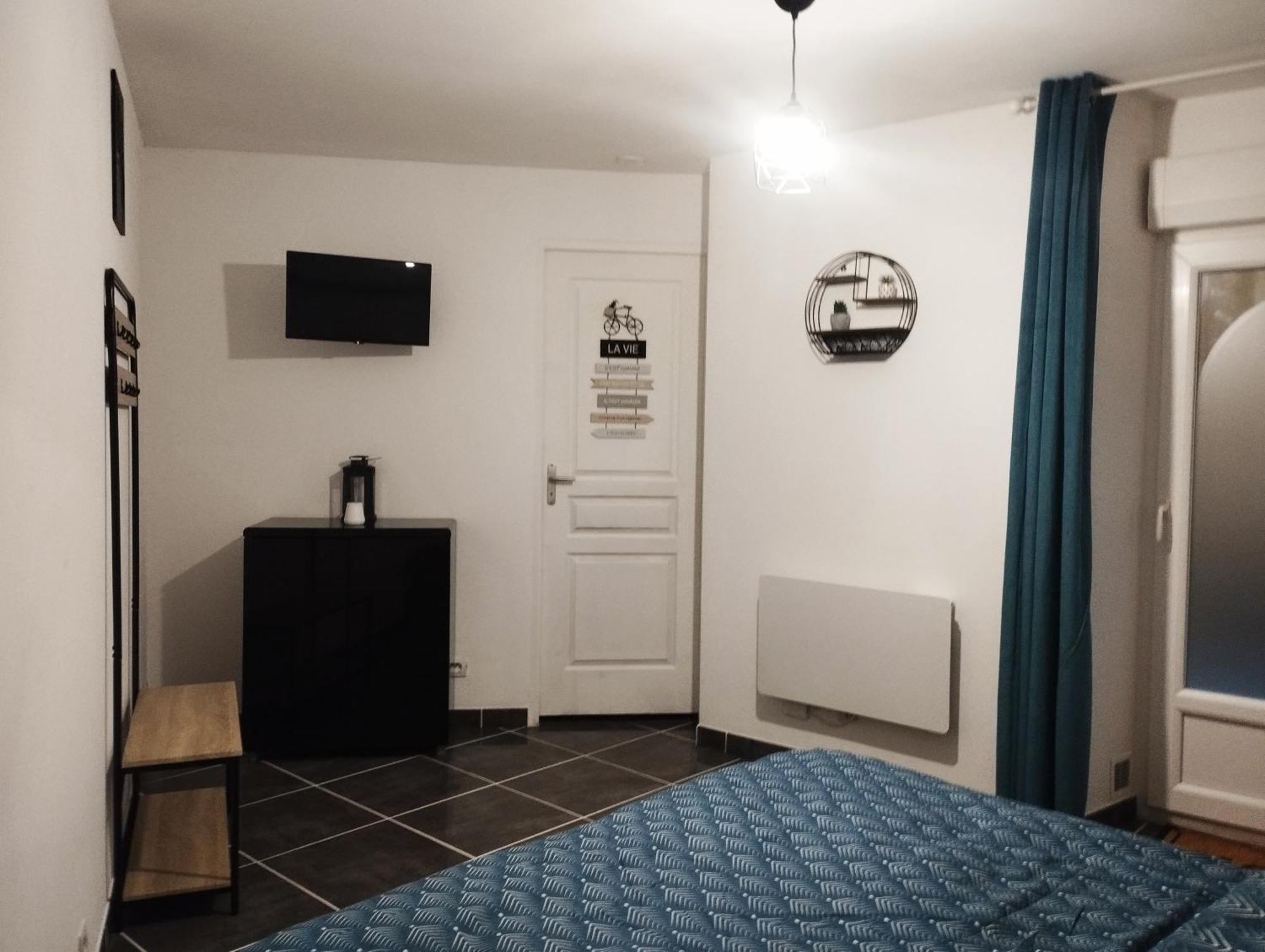 Appartement Avec Cour Plein Centre Foix Ngoại thất bức ảnh